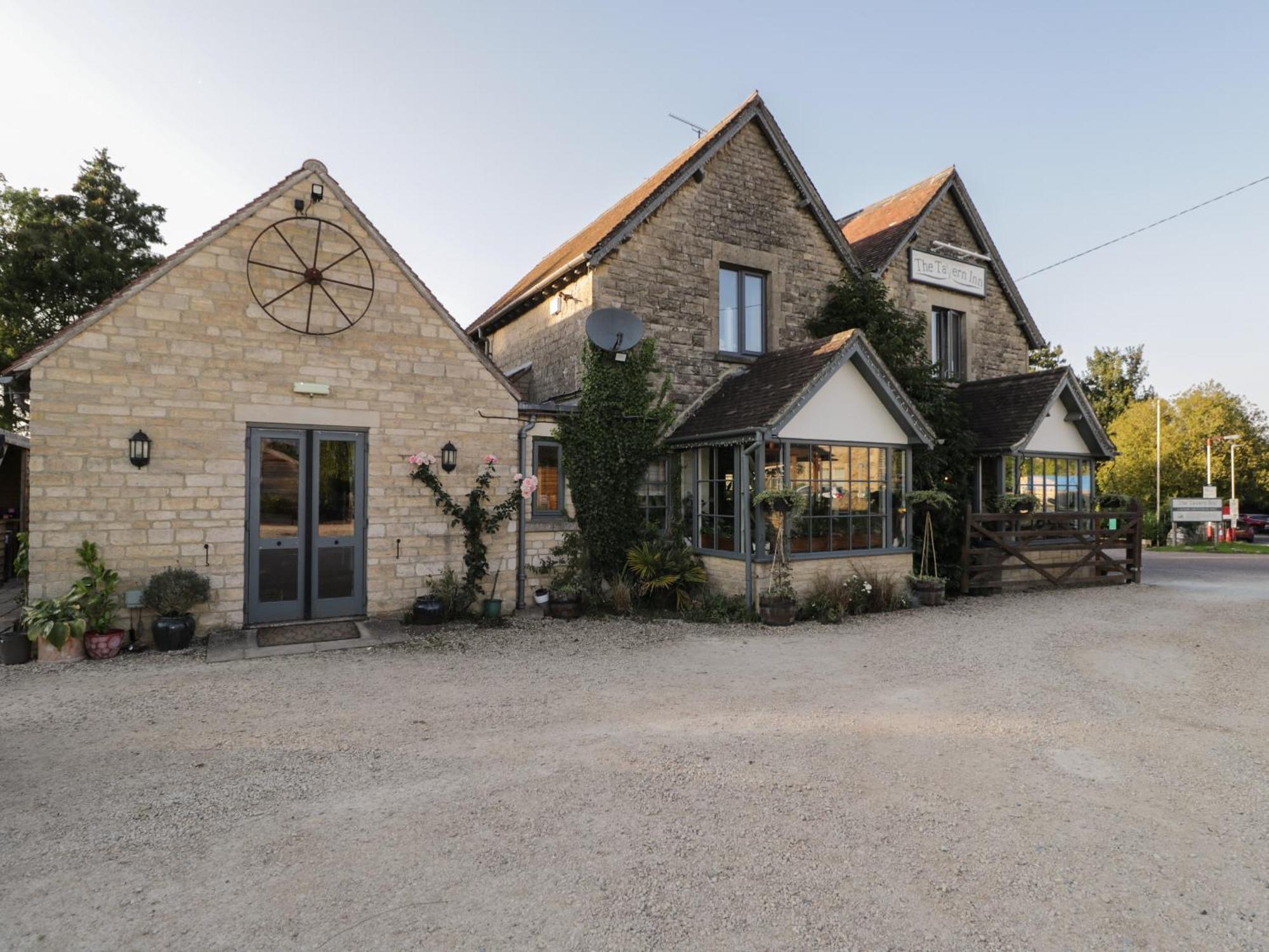 Hazel Villa Cirencester Buitenkant foto